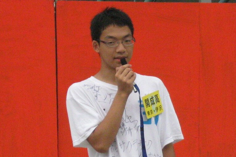 高校時代の伊沢拓司／QuizKnock提供