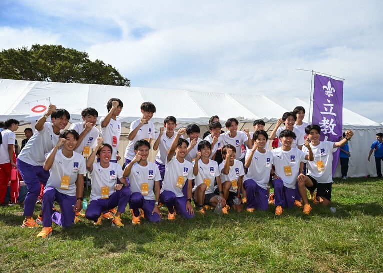 喜ぶ立教大チーム　©Nanae Suzuki