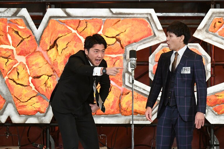 2021年のM-1敗者復活戦。いまだに語り継がれる「からあげ4」のネタをかけるさや香　©M-1グランプリ事務局