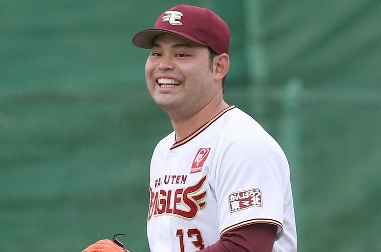 昨年、楽天から戦力外通告を受けた岩見雅紀。年末のテレビ番組出演、そしてスカウト転身の裏側を語った ／ photograph by KYODO