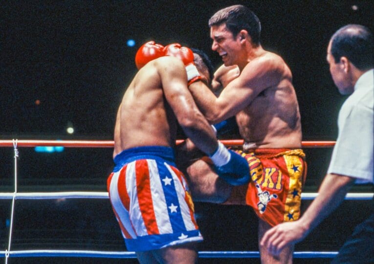 1994年4月、『K-1 GRAND PRIX』で決勝に勝ち上がったアーツ　©Susumu Nagao