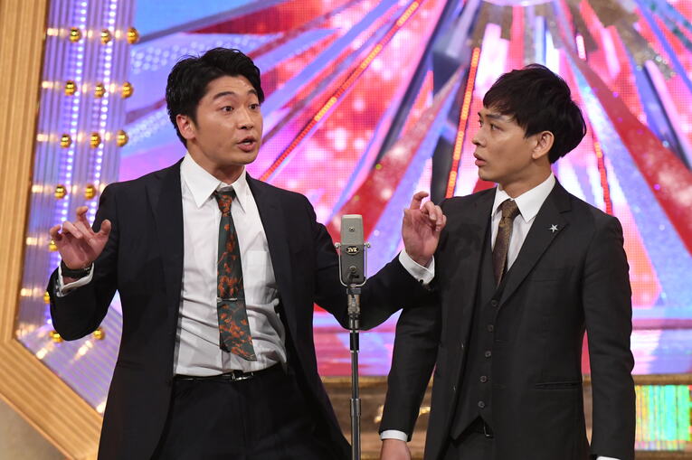 決勝5番手のさや香　©M-1グランプリ事務局