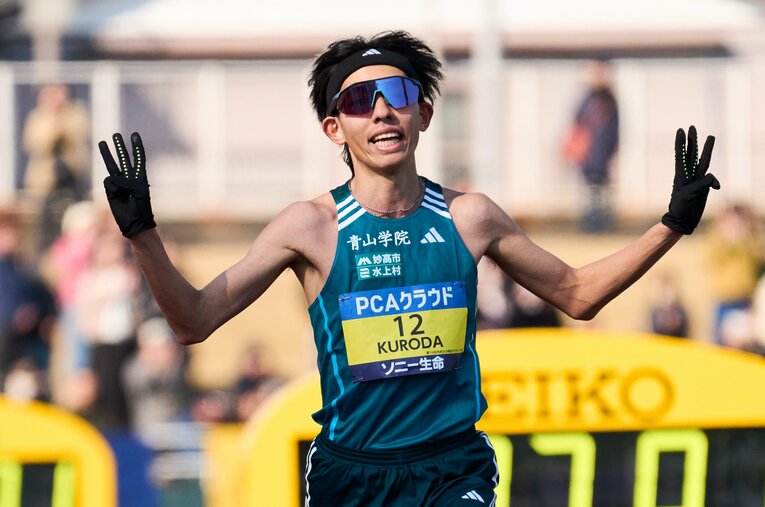 昨年の大阪に続く2度目のマラソン挑戦となった別大で3位に食い込んだ青学大の黒田朝日。なぜ前回好走の大阪ではなく別大を選んだのだろうか ／ photograph by AFLO