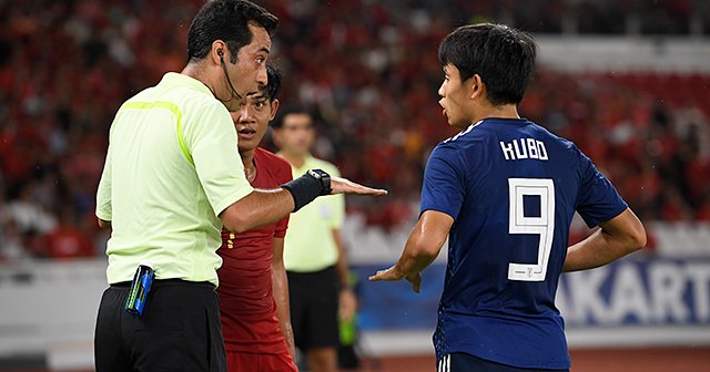 久保建英がアジアで見せた放熱 負けて下を向いては差が開く サッカー日本代表 Number Web ナンバー