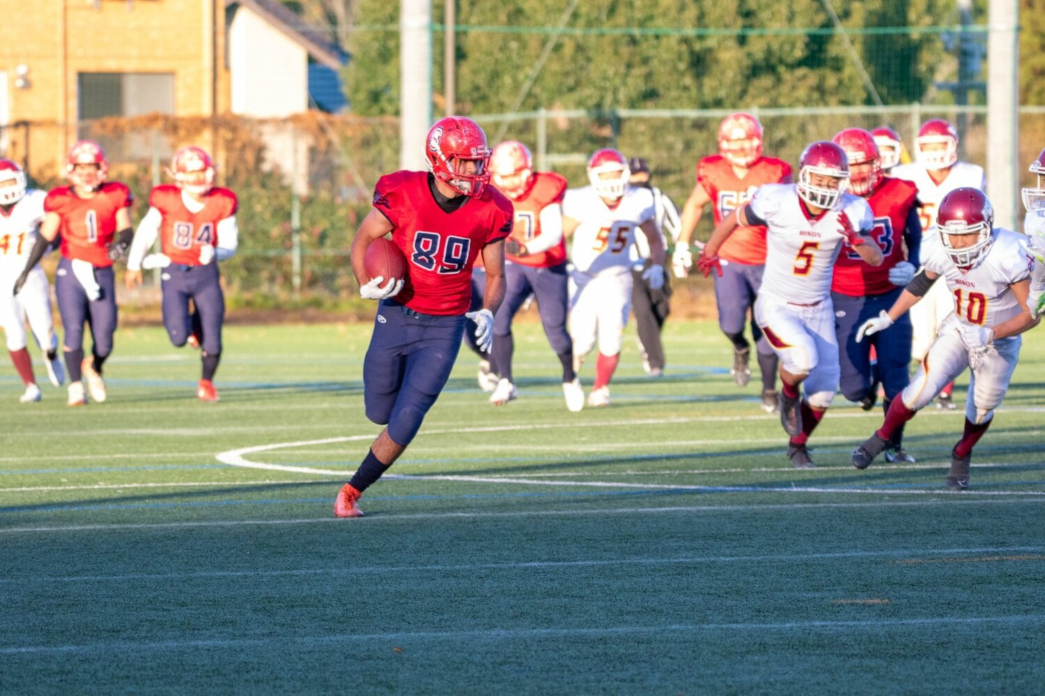 東海学生リーグ1部に所属する信州大アメフト部。必然的に愛知県など県外のチームとの対戦が多くなる