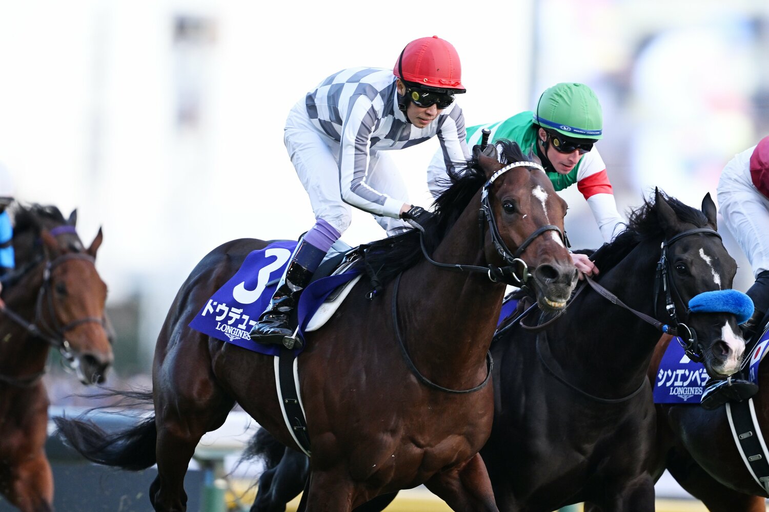 ゴールの瞬間。内で抵抗するドゥレッツァとシンエンペラーを封じ込めた　©Keiji Ishikawa