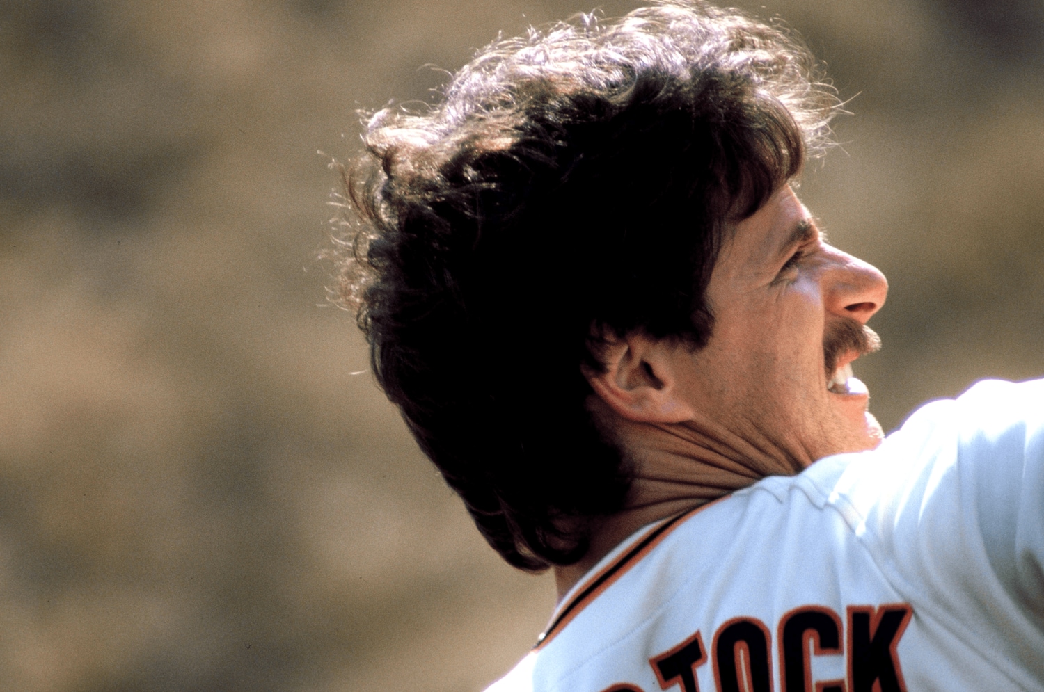 「月収30万円、バイト生活→いきなり年俸3700万円に」“2年で消えた”巨人助っ人外国人カムストックとは何者だった？ 阪神コーチが恐れた「あのスクリューはマズい」＜Number Web＞ photograph by BUNGEISHUNJU