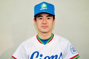 中日から西武へ電撃トレード移籍「月50万円ぐらい食費に使ってました」前原博之が“34歳で戦力外通告”を受けるまで「星野さんから電話？ないです」