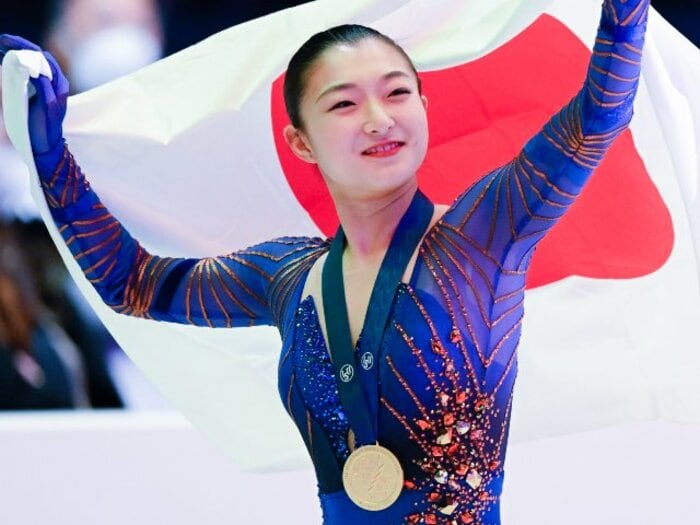 「泣いてる場合じゃない」新女王・坂本花織と中野コーチが守った“フィギュアの品格” 「20年前のスケート」発言のタラソワへ伝えたいこと<Number Web> photograph by Asami Enomoto