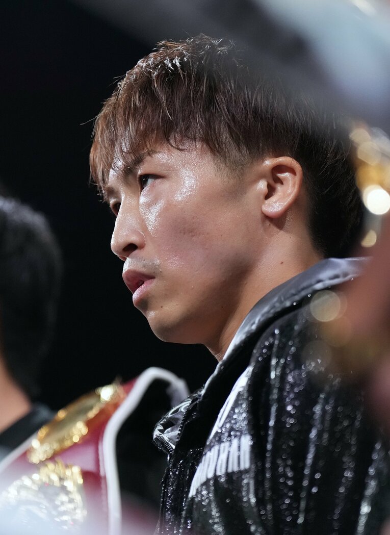 集中力を高める井上尚弥　©Naoki Fukuda