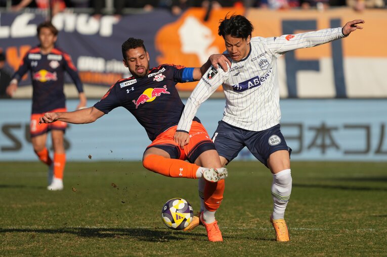 新加入ながらキャプテンマークを巻くガブリエウ　©Masashi Hara