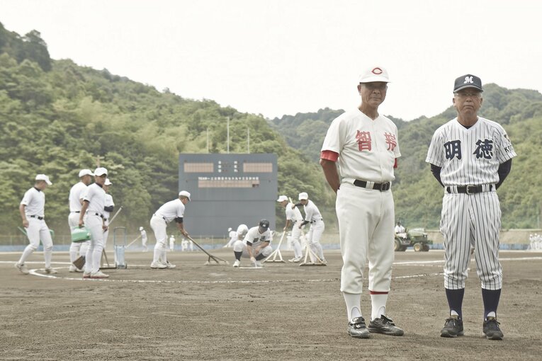 高嶋仁、馬淵史郎（2014年・明徳義塾と智弁和歌山の練習試合にて）©️Tadashi Shirasawa