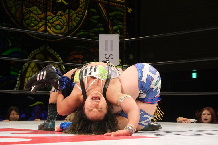 “現役最長身”181センチの女子レスラーに変化？「勝ちたいという感情を…」デビュー1周年、スターダム・HANAKOの“ダイナミックな成長”(40)