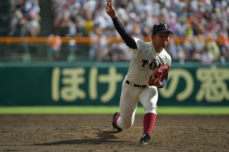 4位。2018年の大阪桐蔭（柿木蓮）　©BUNGEISHUNJU