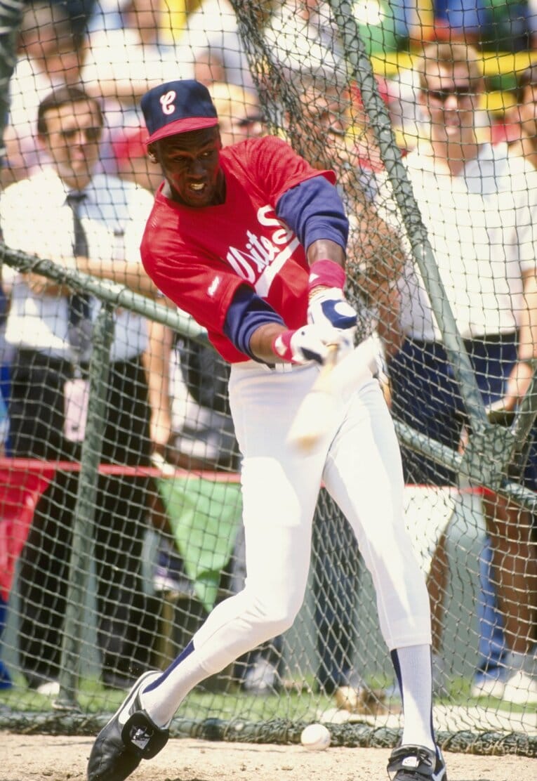 1994年には野球にも挑戦したジョーダン。やはりシューズはナイキだ　©Getty Images