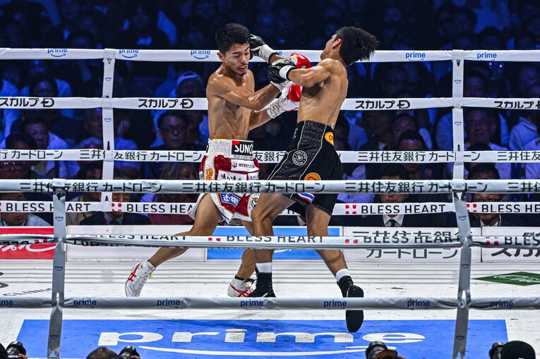 中谷潤人vs.ペッチ・ソー・チットパッタナ（WBC世界バンタム級タイトルマッチ）©Takuya Sugiyama