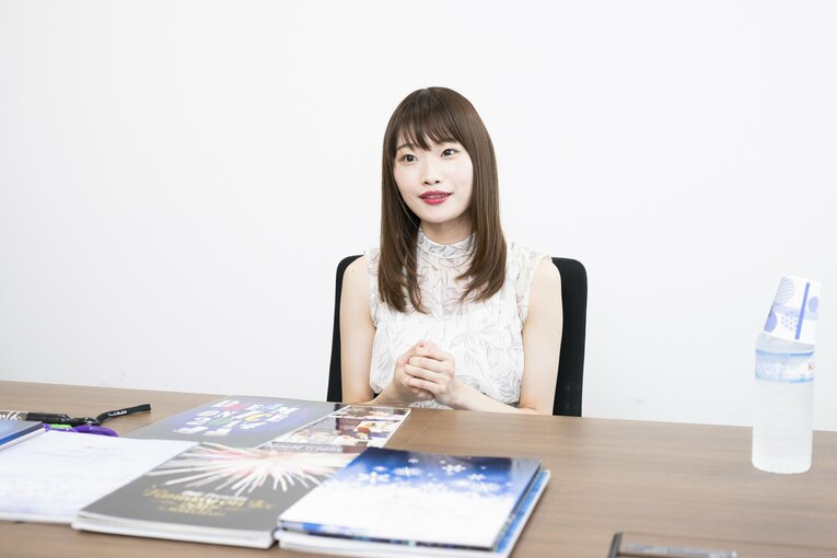 「お手紙がないと成り立たないので…」羽生結弦と町田樹を愛する“異色のアナウンサー”が語る「ラジオでフィギュアを届ける意味」(10)