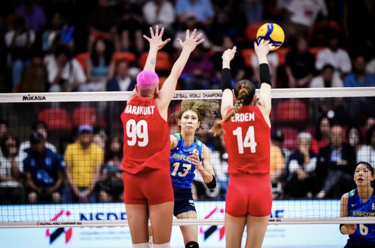 ©︎Volleyball World