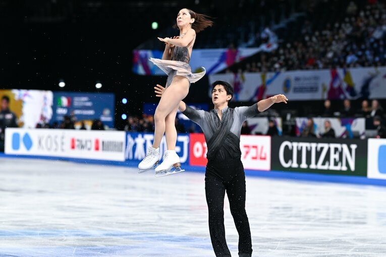 りくりゅうがGPファイナルで見せた美しい演技　©Asami Enomoto