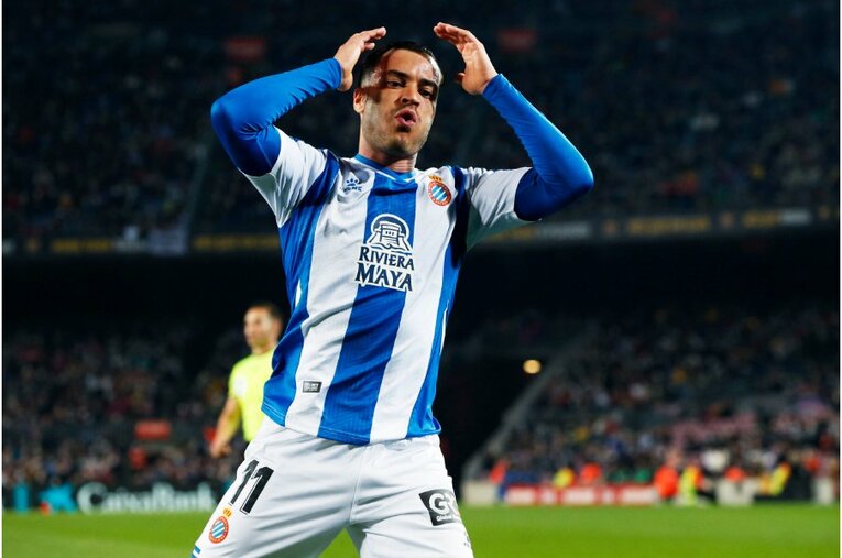 シャビ新監督41歳は暗黒バルサを救えるか 《メッシとの黄金連係・涙を撮ったカメラマン》が就任会見・初采配に見た“希望”とは(29)