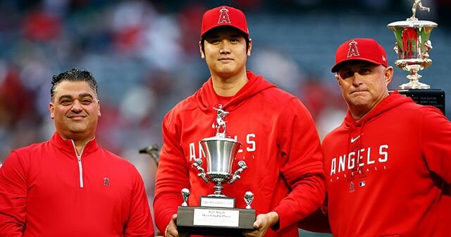 若手はショウヘイの靴下のはき方から…」大谷翔平は2023年も“エンゼルス