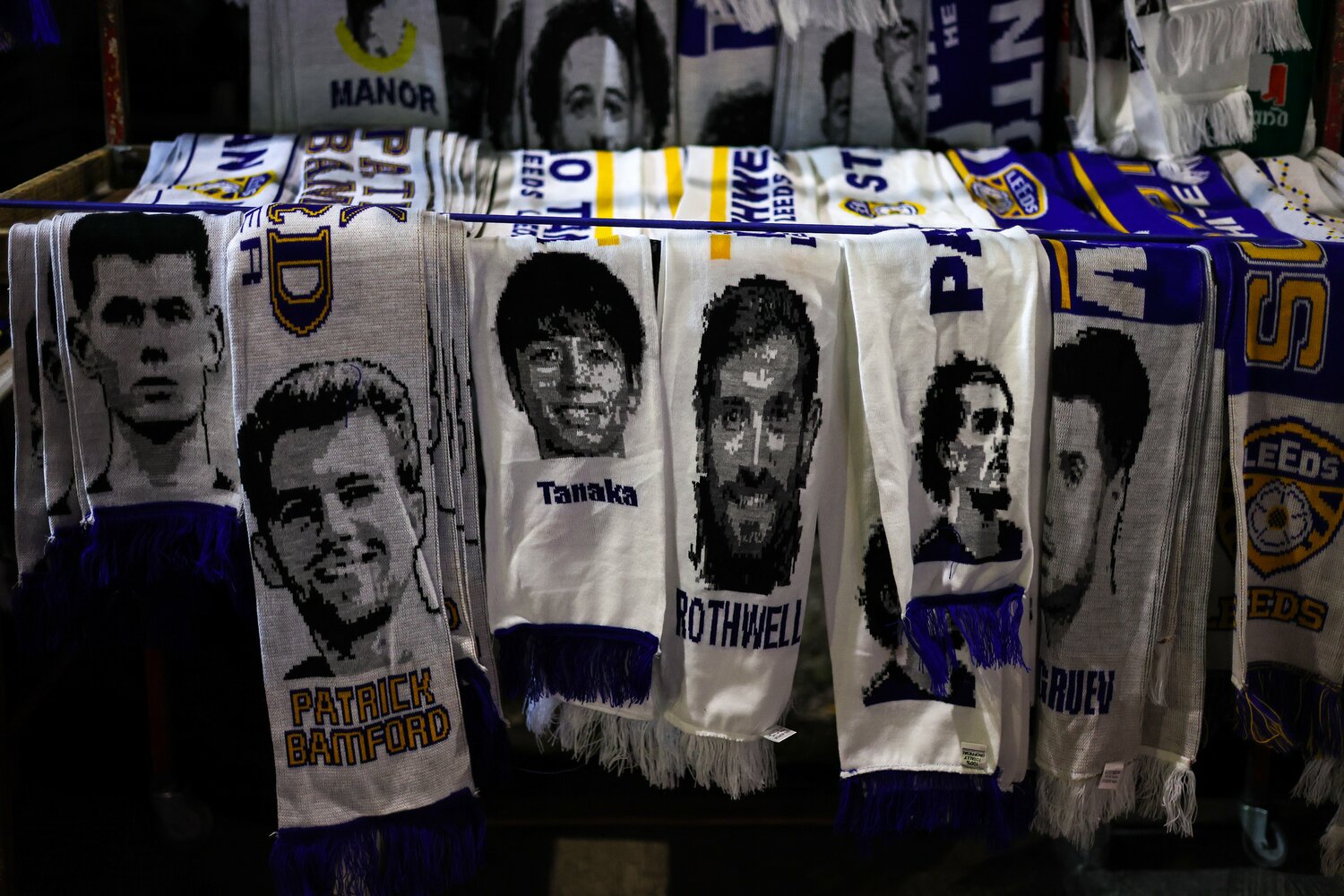 リーズの街中にはすでに「Tanaka」のタオルマフラーが　©Getty Images