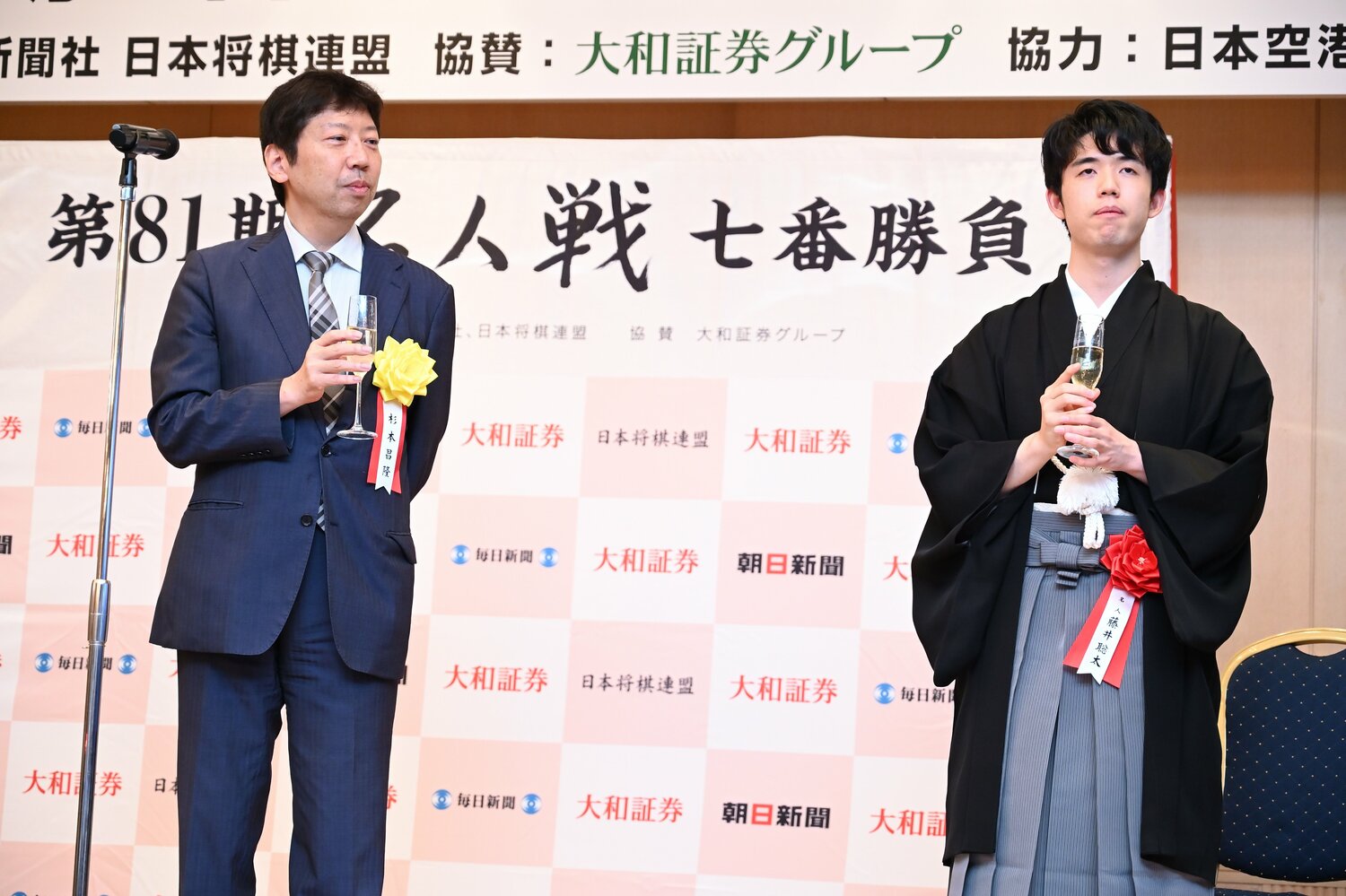 師匠の杉本と弟子の藤井（23年撮影）　©Keiji Ishikawa