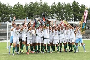 【必読】衝撃の「22－0」青森山田はなぜ強い？ 黒田監督が語る“選手権優勝”への最終段階「松木に意見を言える選手がたくさんいる」