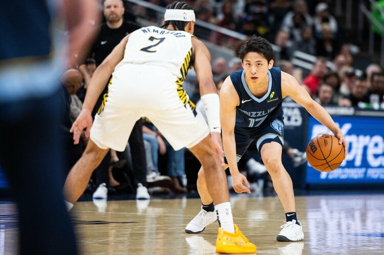 すごい日本人ガードがいる」天才高校生・河村勇輝はなぜNBAと契約できたのか？ 着実な5年間、172cmだからこそ“第一印象”が大事だった（4／4） -  NBA - Number Web - ナンバー