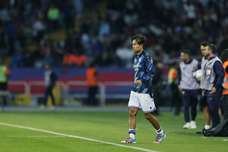 「痛いままやっても…」久保建英が休養決断バルサ戦の事実は“クロスバー直撃”だけでない「ベンチにも姿はなく」「ヤマルも代表戦でケガしたが」(5)