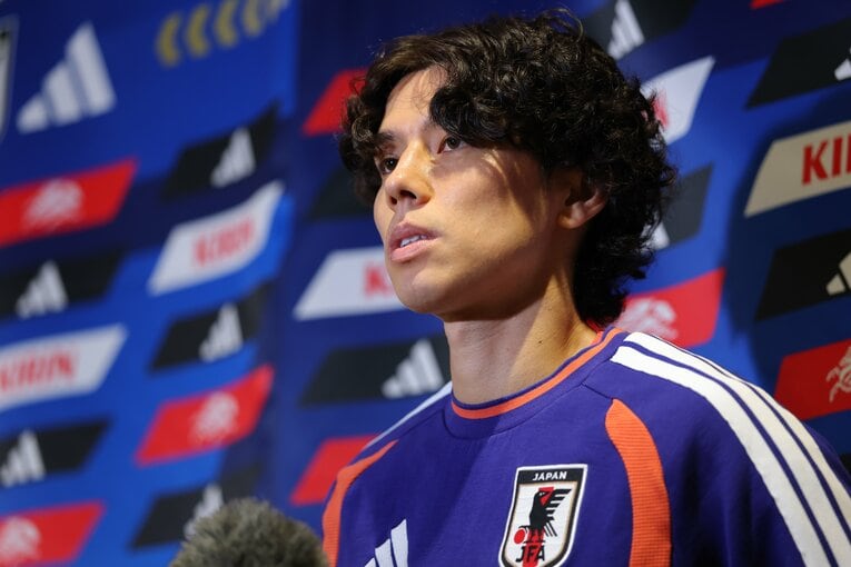 ブラジル戦翌日、取材に応じた田中　©JIJI PRESS
