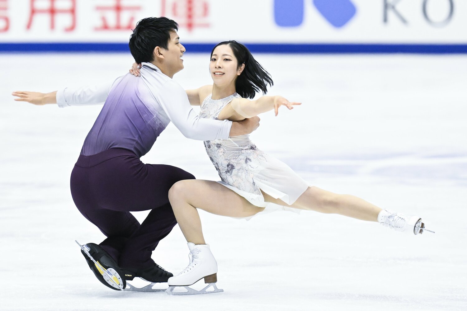 左肩にはテーピングをして試合に臨んだ三浦　©Asami Enomoto