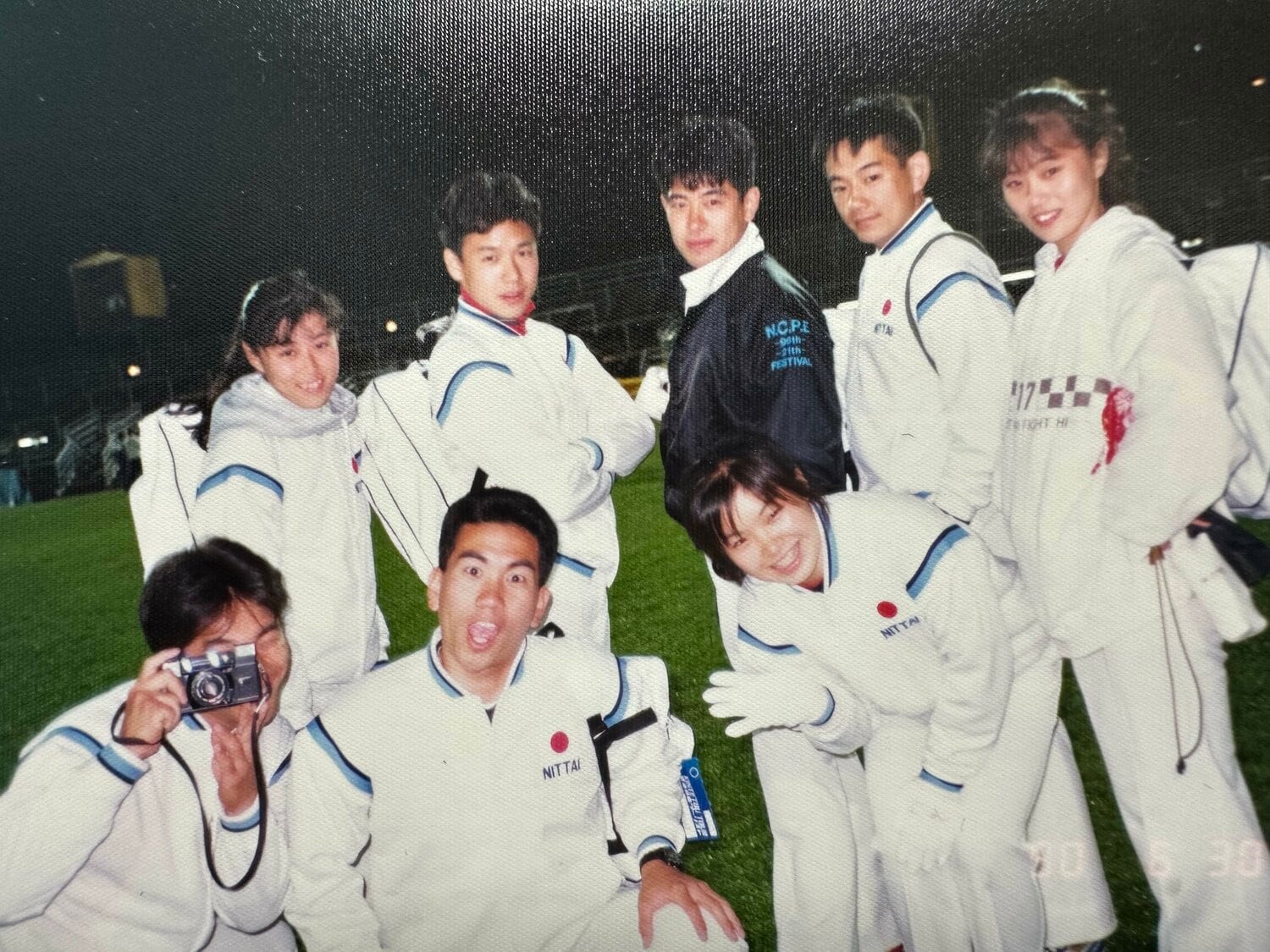 大学4年生の佐藤さん（上段左から2人目）。体操部のデンマーク遠征にて　提供：佐藤弘道