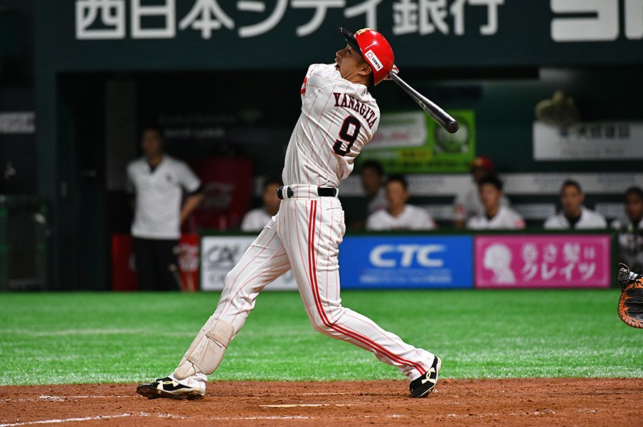 左打者は俊足よりも強打者がいい？ドラフトに見るチーム強化の早道。＜Number Web＞ photograph by Hideki Sugiyama