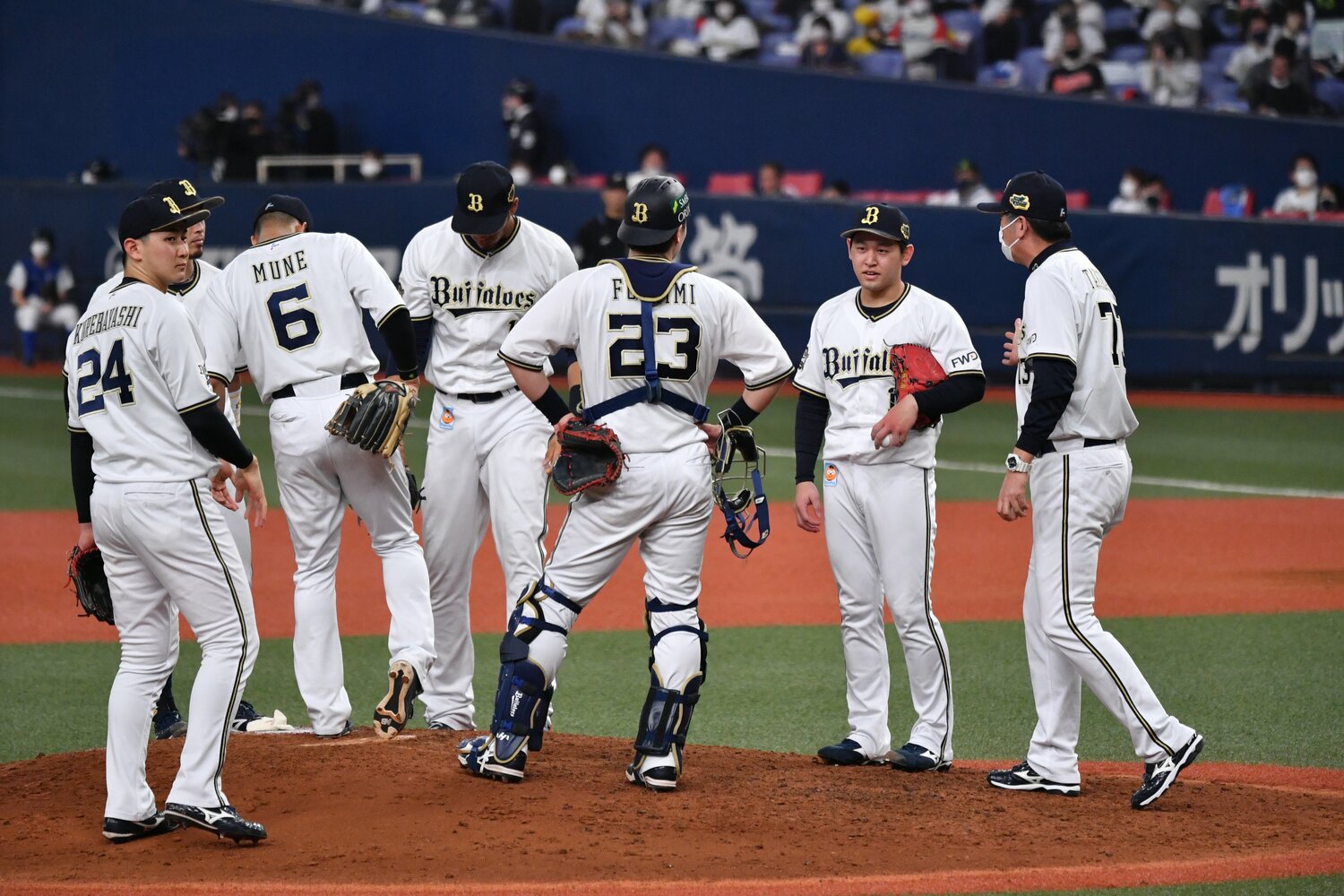 宮城、宗、紅林といった若き力を重用して優勝できたのは大きかった　©Hideki Sugiyama