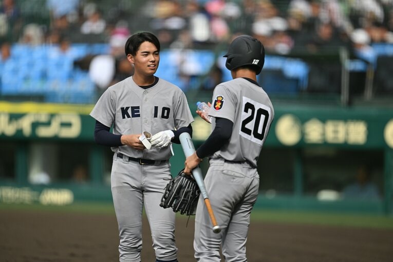 慶応4番打者の加藤右悟（2年）　©Hideki Sugiyama