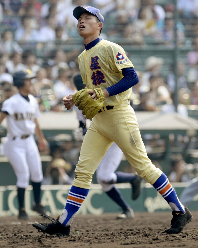 2年夏、「背番号1」を託された甲子園のマウンドで苦い経験をした　©︎KYODO