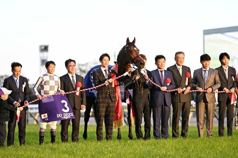 ジャパンカップの口取り式　©Keiji Ishikawa