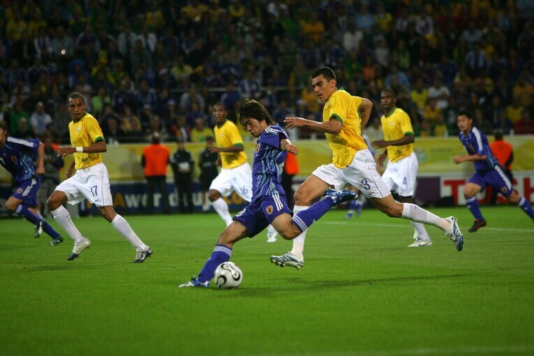 2006年ドイツW杯ブラジル戦で豪快がゴールを決めた玉田圭司　©JFA/AFLO
