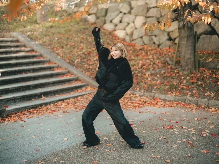 コミカルなポーズも！　©Wataru Sato