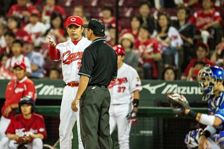 夫は2016〜18年まで広島カープを3連覇に導いた緒方孝市　©Nanae Suzuki