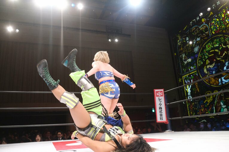 “現役最長身”181センチの女子レスラーに変化？「勝ちたいという感情を…」デビュー1周年、スターダム・HANAKOの“ダイナミックな成長”(45)