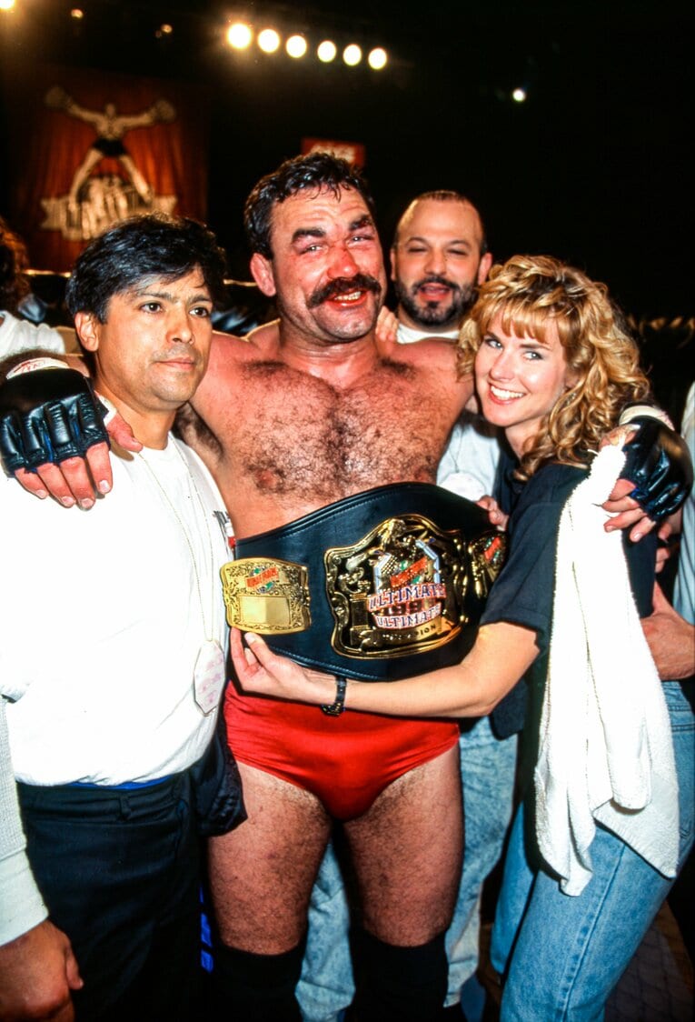 2度目のトーナメント優勝を飾り、歓喜の笑顔を見せるドン・フライ