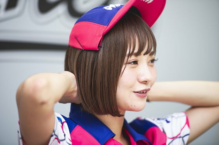 “ZOZOマリン最強の売り子”なな。これは、もう1つのペナントの物語。(5) ／ photograph by Yuki Suenaga