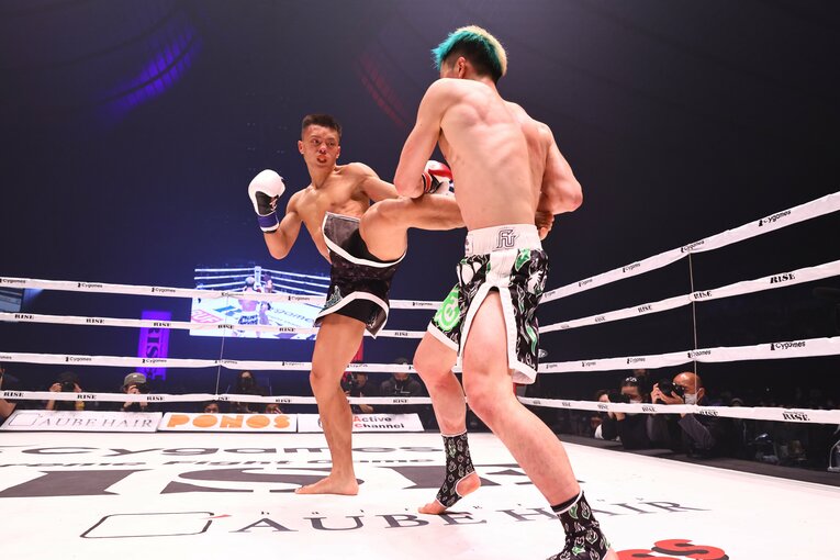 那須川天心のRISE卒業試合、“親子喧嘩”大苦戦の収穫とは？ 6.19武尊戦「何が何でも勝つ」発言から読み解く、大一番の戦術(20)