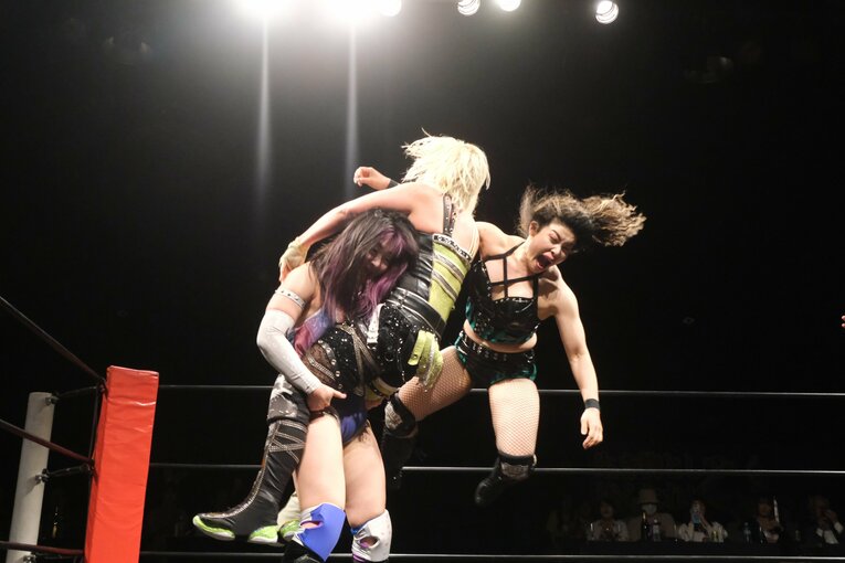 「圧倒される肉体美」を目指す新人女子プロレスラー…コンテストにも出場するZONESが語る“理想像”「実は体重が10kg減ったんです」(81)