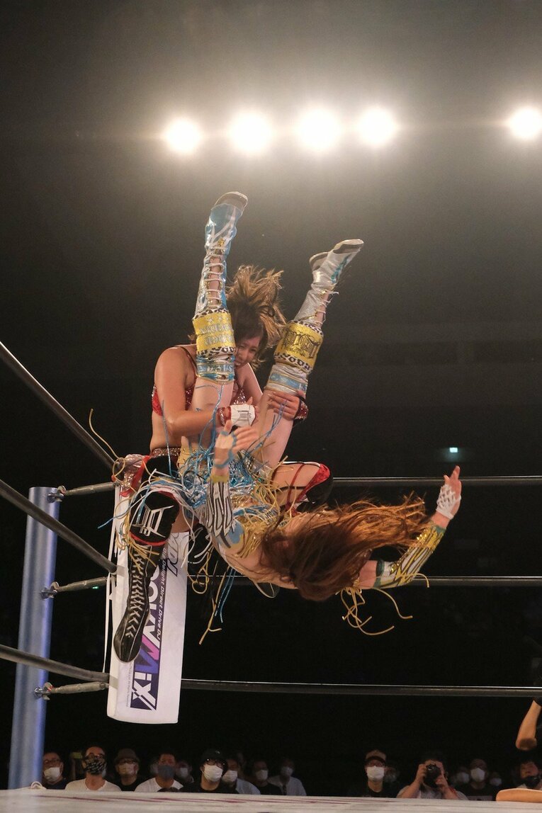 「ビューティ・ペアを超える」スターダム中野たむ＆なつぽいが目指す“女子プロレスの王道”「夢は武道館で単独ライブ」(90)