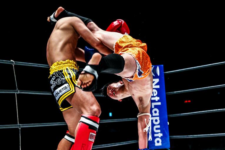 派手な回転蹴りも披露した　©Susumu Nagao