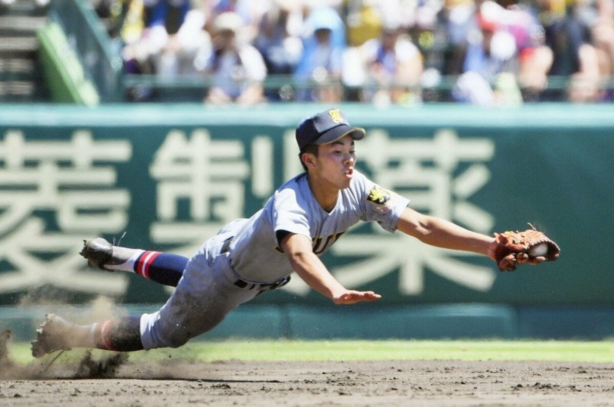 仙台育英 敗れてなお伝わる哲学 須江航監督が導入した規律と数字 3 3 高校野球 Number Web ナンバー