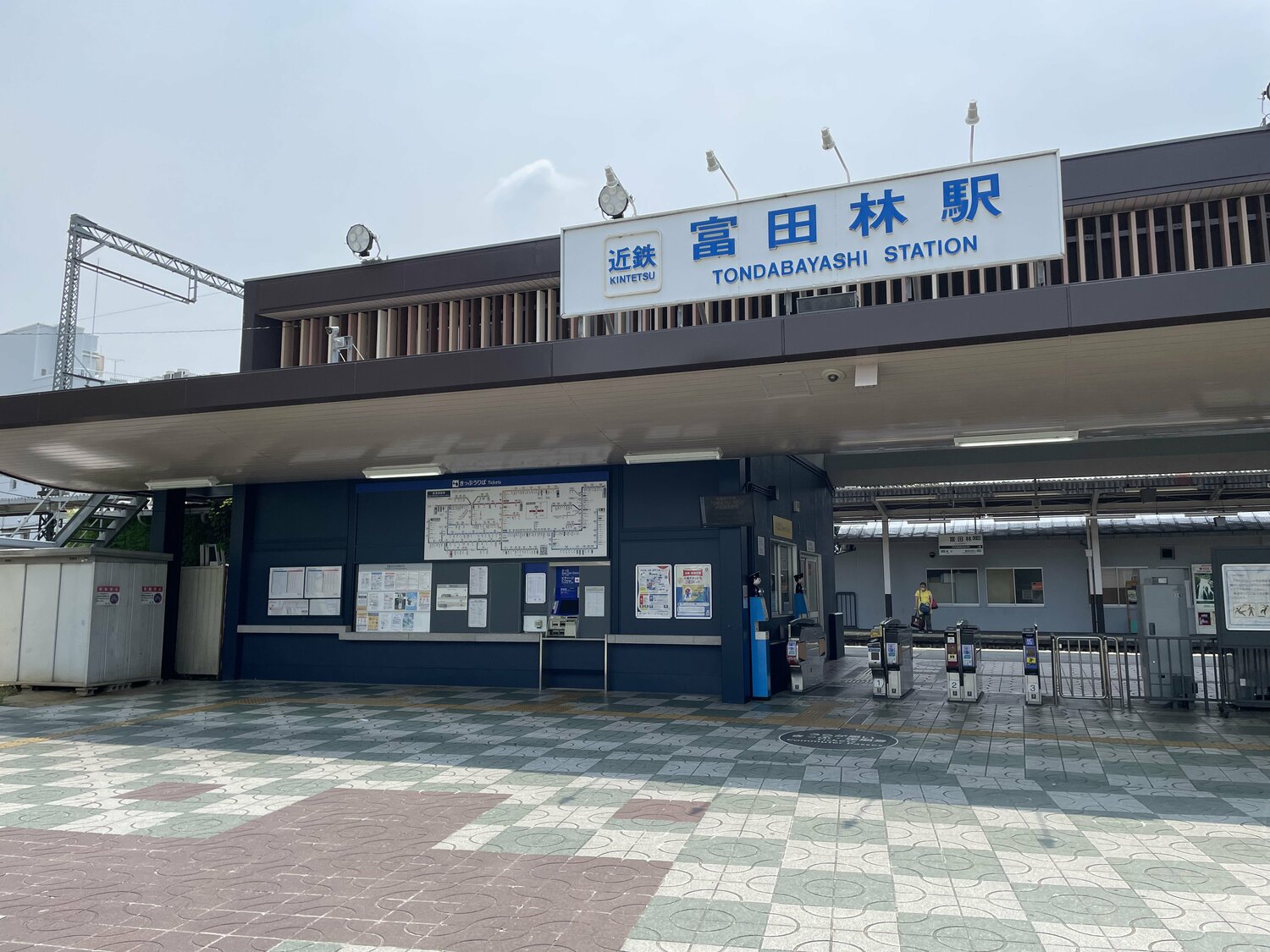 富田林駅側にPL教団の本庁やPL病院、硬式野球部の選手たちが汗を流した球場「Aグラウンド」がある ©NumberWeb